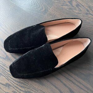 Banana Republic Black Loafers (Size 7)